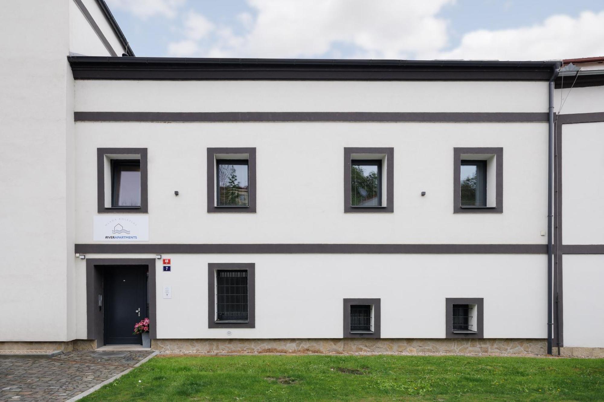 River Apartments Mladá Boleslav Zewnętrze zdjęcie
