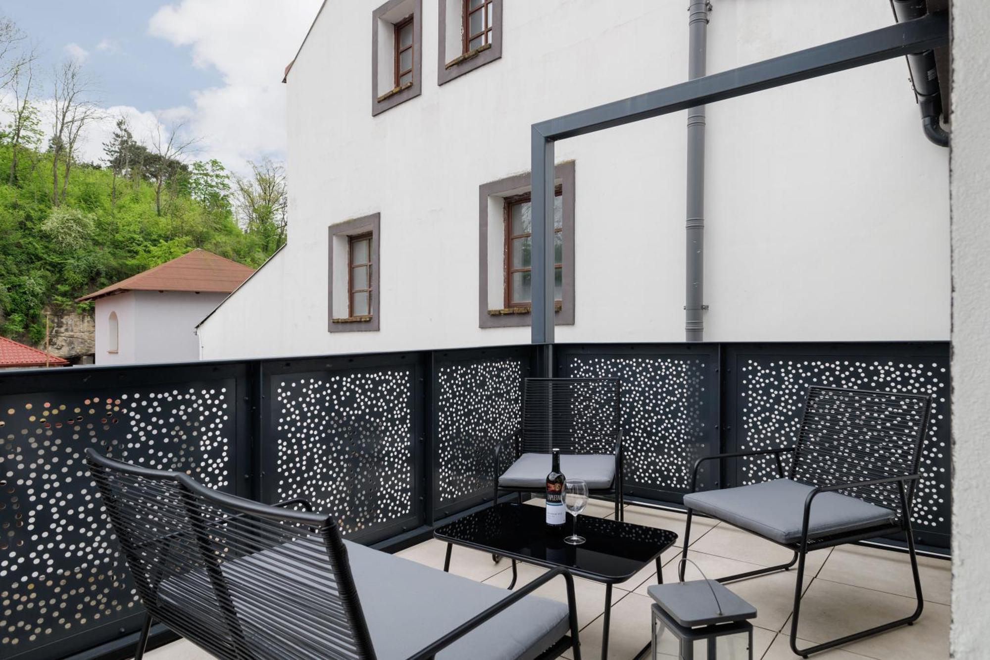 River Apartments Mladá Boleslav Zewnętrze zdjęcie